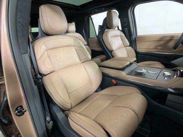 Photo of 2025 Copper Metallic Lincoln Navigator