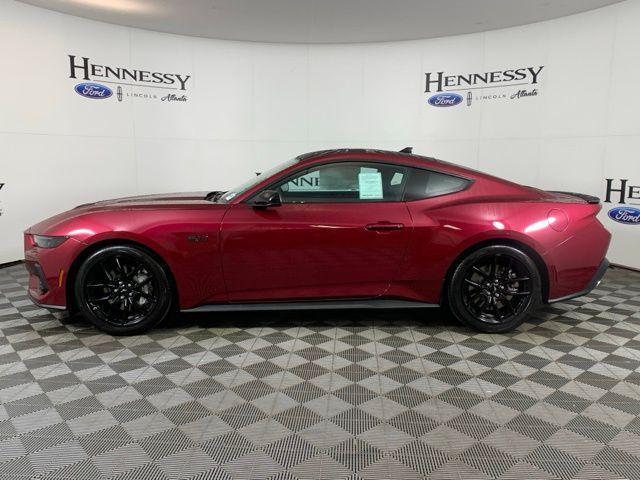 Photo of 2025 Magenta Ford Mustang