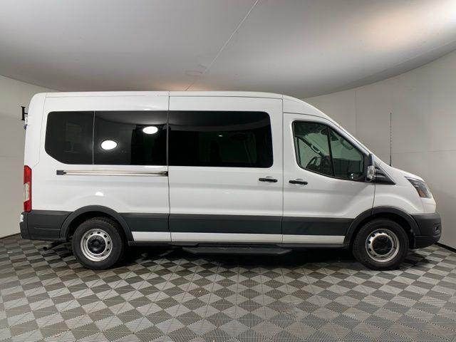 Photo of 2025 Oxford White Ford Transit-350