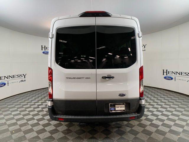 Photo of 2025 Oxford White Ford Transit-350
