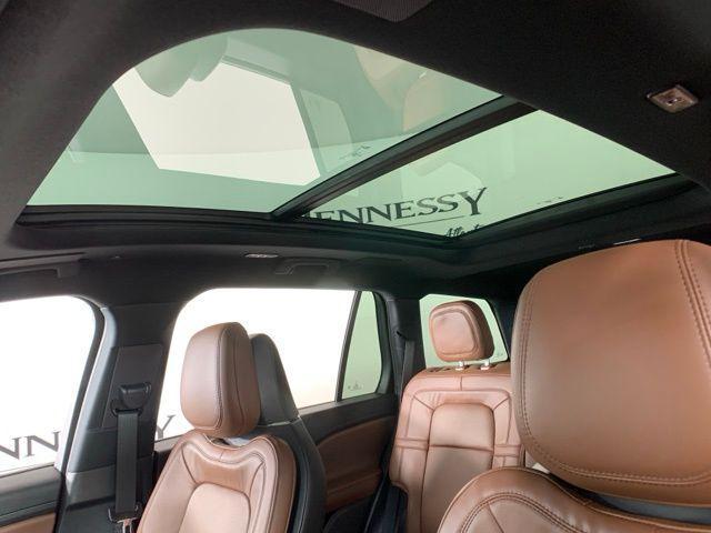 Photo of 2025 Red Carpet Tinted Clearcoat Lincoln Aviator