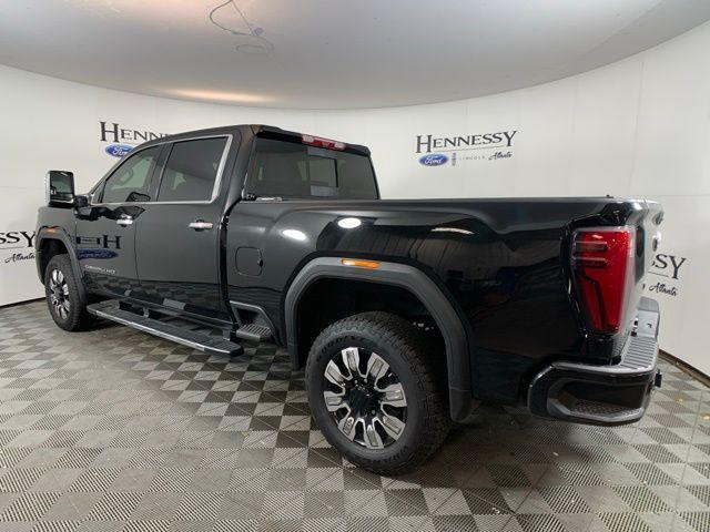 Photo of 2025 Onyx Black GMC Sierra 2500