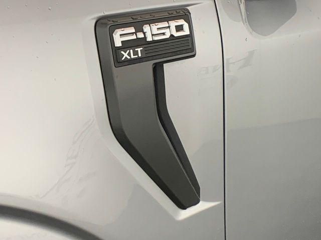 Photo of 2022 Iconic Silver Metallic Ford F-150