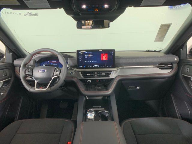 Photo of 2025 Agate Black Metallic Ford Explorer