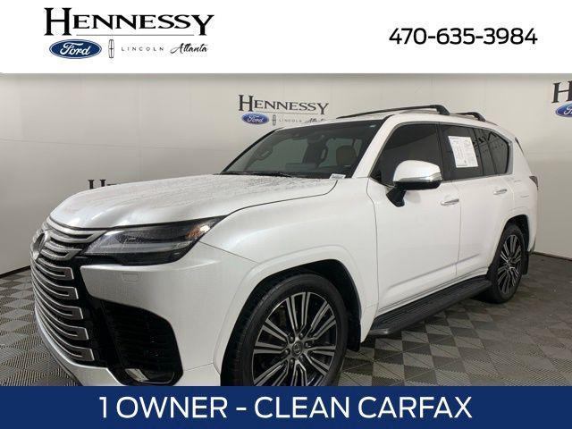 Photo of 2022 White Pearl Lexus LX 600