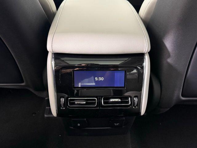 Photo of 2025 Harbor Gray Lincoln Aviator