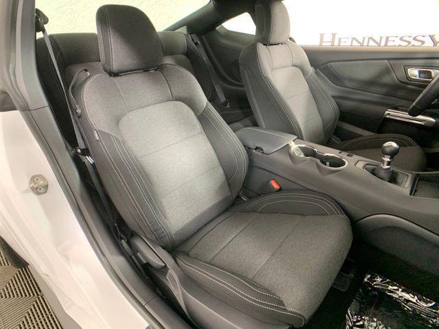 Photo of 2025 Oxford White Ford Mustang