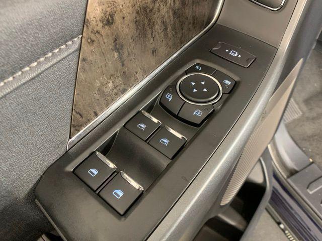 Photo of 2025 Blue Metallic Ford F-250