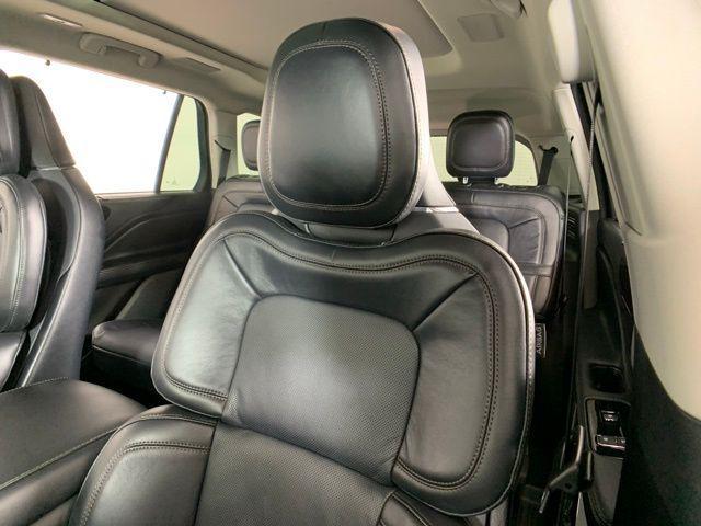 Photo of 2025 White Metallic Lincoln Aviator