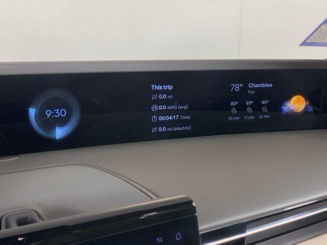 Photo of 2025 Radiance Metallic Lincoln Nautilus