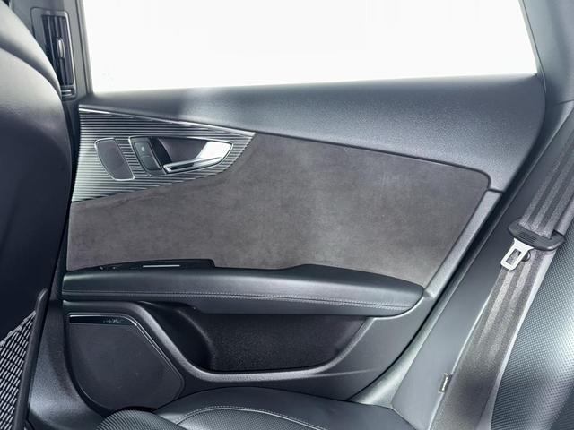 Photo of 2018 Daytona Gray Pearl Effect Audi RS 7