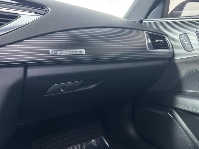 Photo of 2018 Daytona Gray Pearl Effect Audi RS 7