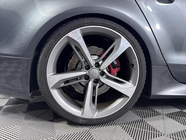 Photo of 2018 Daytona Gray Pearl Effect Audi RS 7