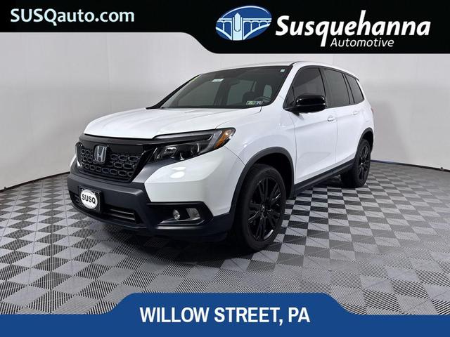 Photo of 2021 White Honda Passport