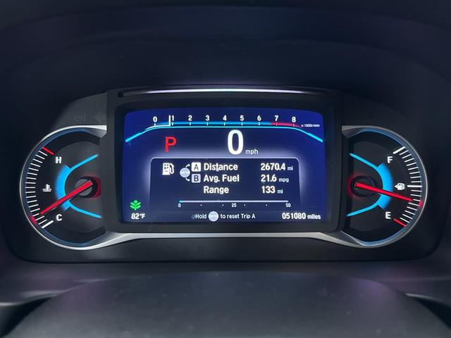 Photo of 2021 White Honda Passport