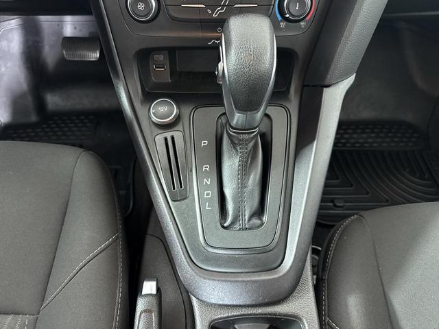 Photo of 2016 Silver Ford Focus