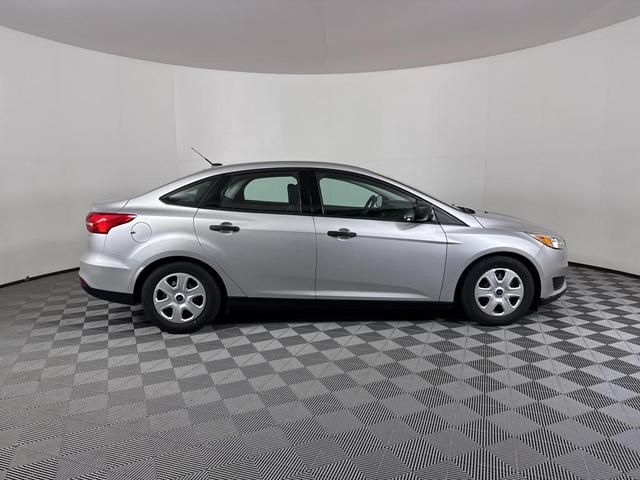 Photo of 2016 Silver Ford Focus