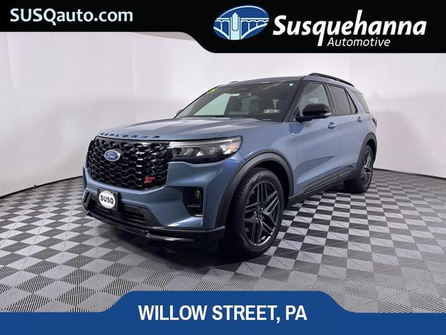 Photo of 2025 Blue Ford Explorer