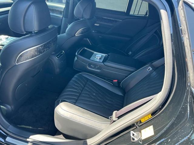 Photo of 2024 Maui Black Genesis G90