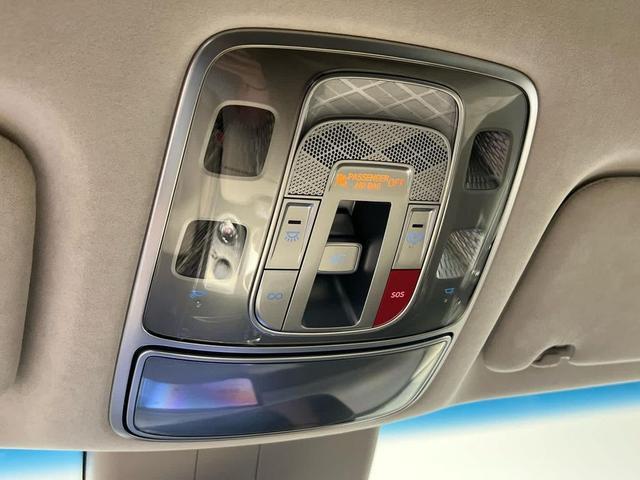 Photo of 2025 Vik Black Genesis GV80 Coupe