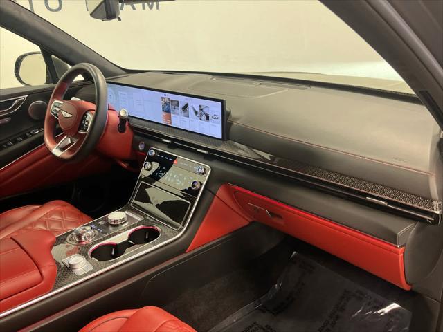 Photo of 2025 Makalu Gray Matte Genesis GV80 Coupe