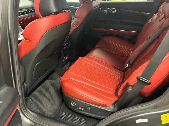 Photo of 2025 Makalu Gray Matte Genesis GV80 Coupe