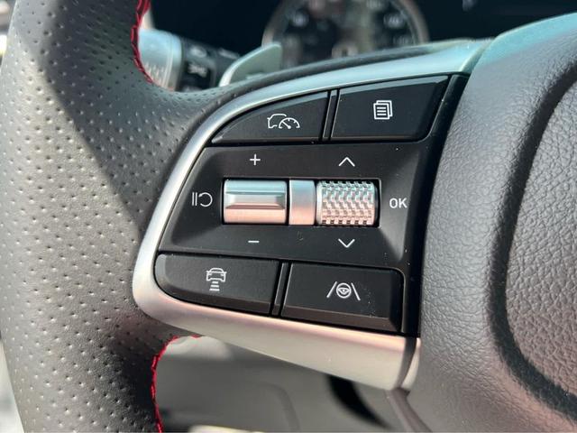 Photo of 2025 Uyuni White Genesis G70