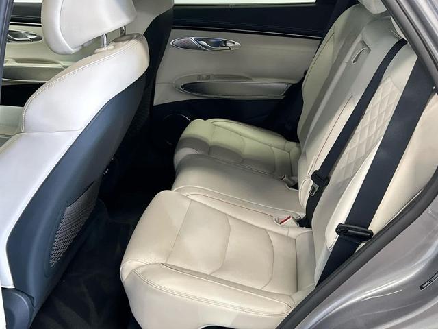 Photo of 2025 Savile Silver Genesis Electrified GV70