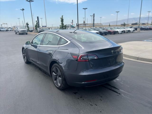 Photo of 2018 Red Multi-Coat Tesla Model 3