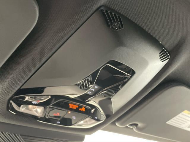 Photo of 2024 Alpine White BMW X1