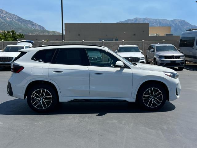 Photo of 2024 Alpine White BMW X1