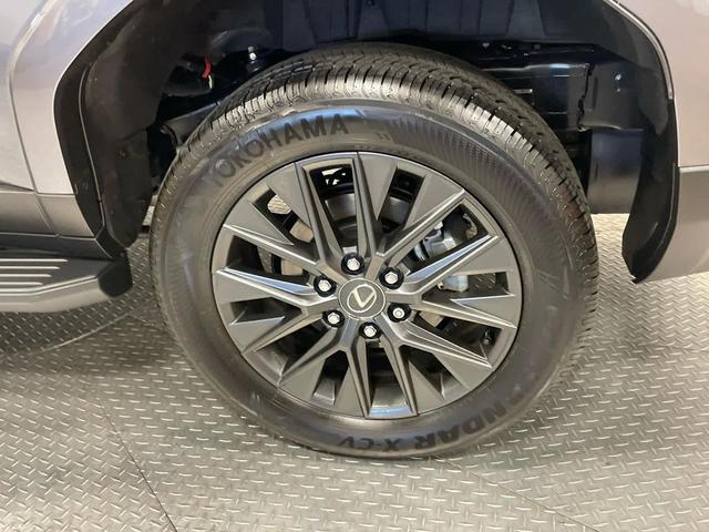 Photo of 2024 Nebula Gray Pearl Lexus GX 550