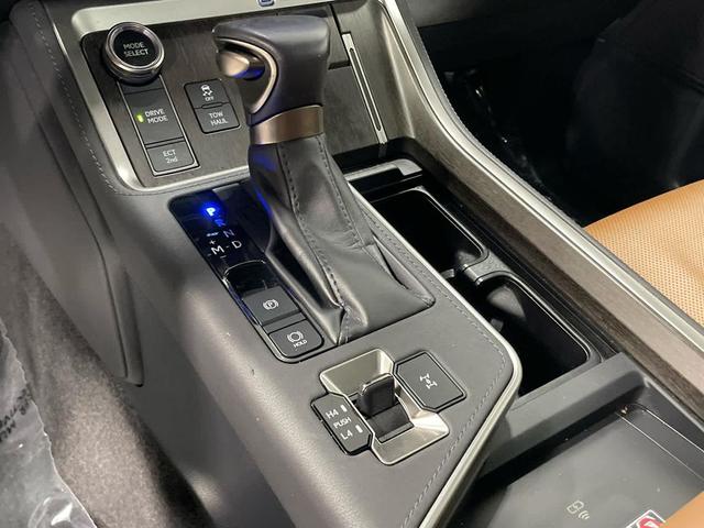 Photo of 2024 Nebula Gray Pearl Lexus GX 550