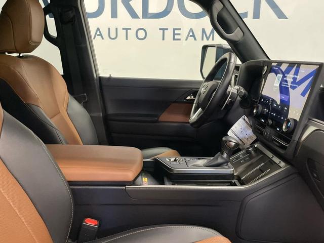 Photo of 2024 Nebula Gray Pearl Lexus GX 550