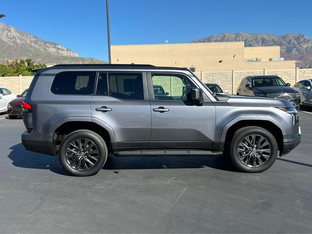 Photo of 2024 Nebula Gray Pearl Lexus GX 550