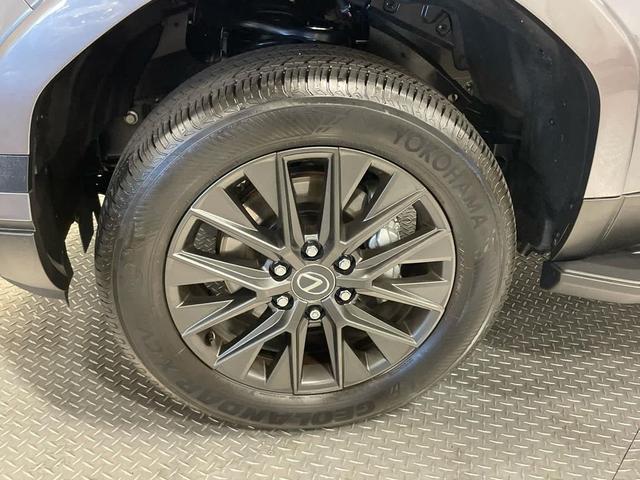 Photo of 2024 Nebula Gray Pearl Lexus GX 550