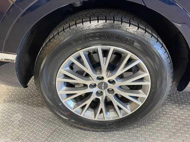 Photo of 2024 Capri Blue Genesis GV80