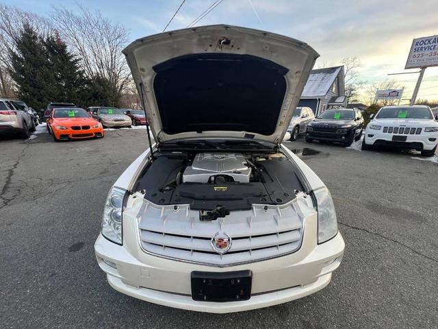 Photo of 2007 White Diamond Cadillac STS