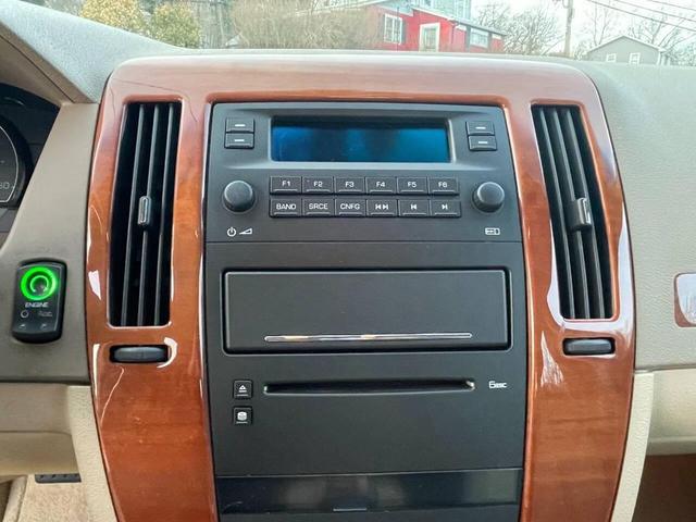 Photo of 2007 White Diamond Cadillac STS