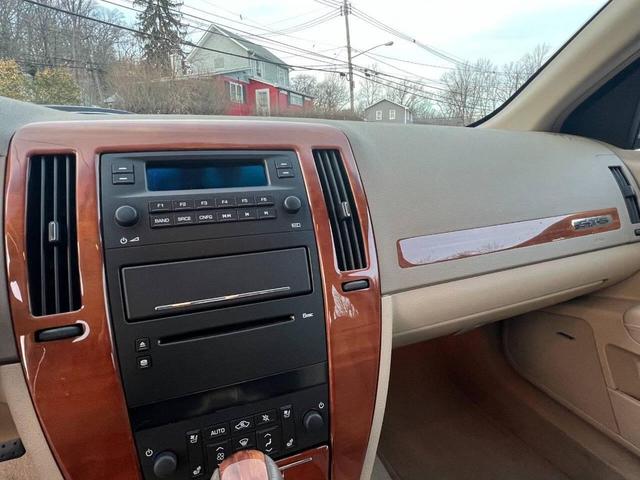 Photo of 2007 White Diamond Cadillac STS