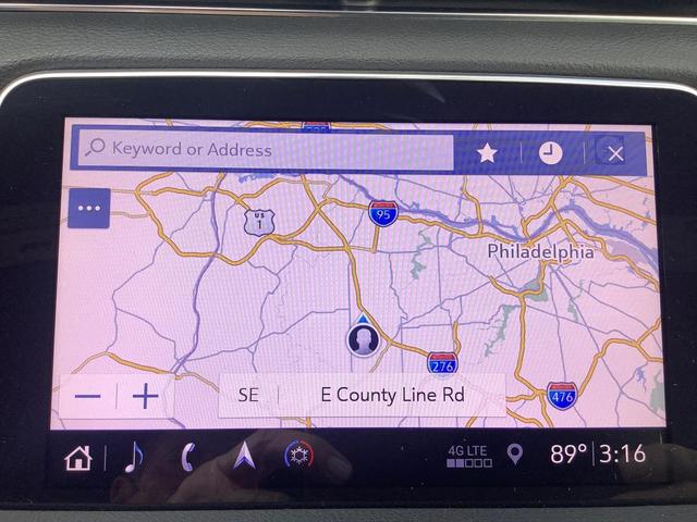 Photo of 2019 WHITE Cadillac XT4