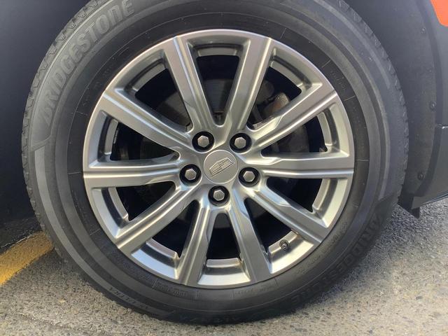 Photo of 2019 WHITE Cadillac XT4