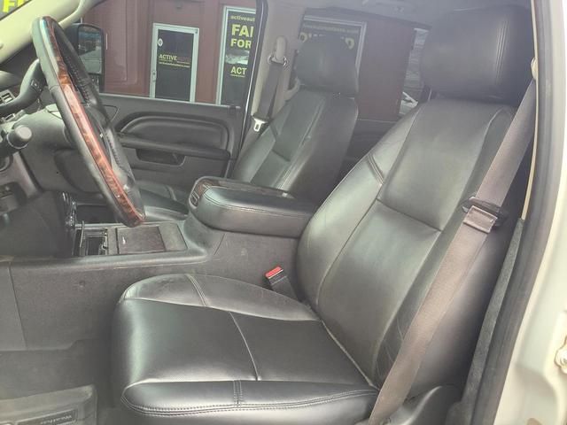 Photo of 2013 WHITE GMC Sierra 2500