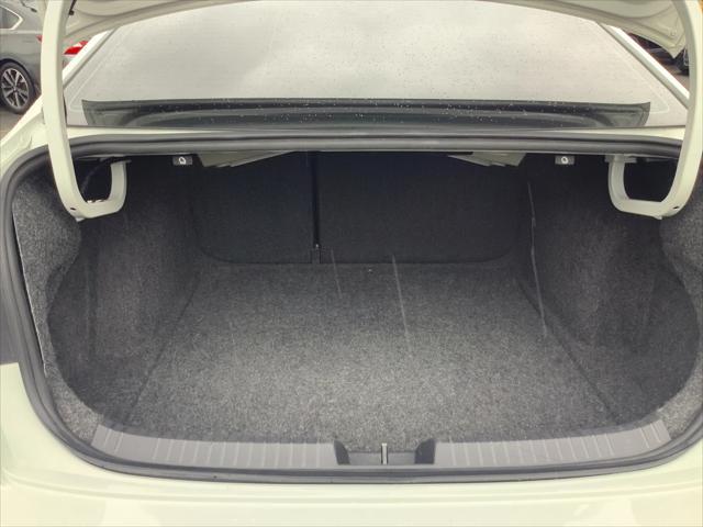 Photo of 2021 WHITE Volkswagen Jetta