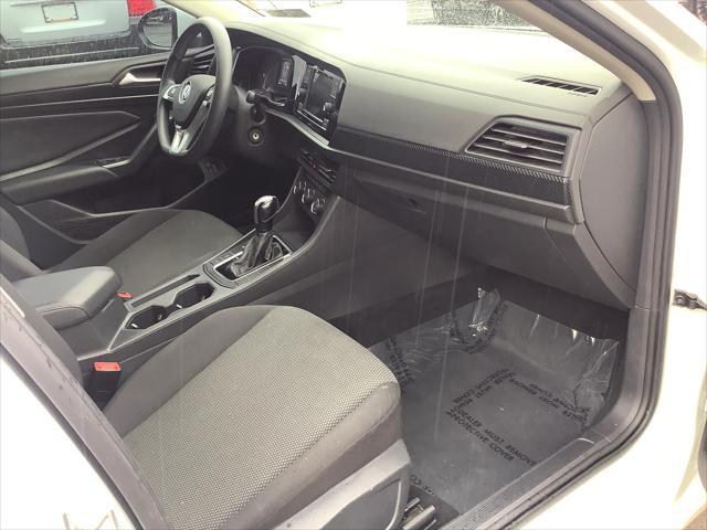 Photo of 2021 WHITE Volkswagen Jetta