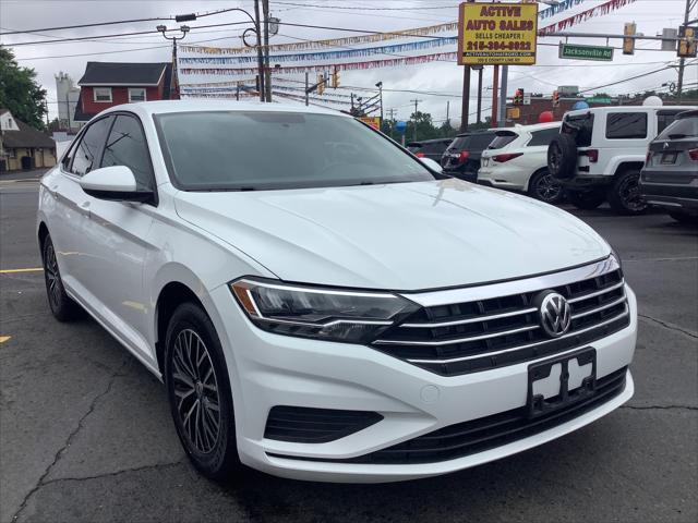 Photo of 2021 WHITE Volkswagen Jetta