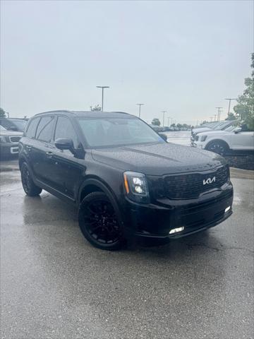 Photo of 2022 Ebony Black Kia Telluride