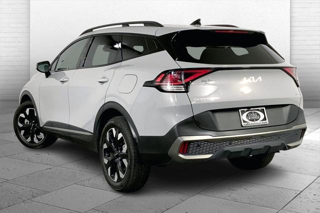 Photo of 2023 Wolf Gray Kia Sportage