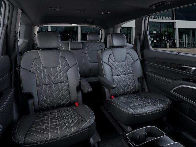 Photo of 2025 Wolf Gray Kia Telluride