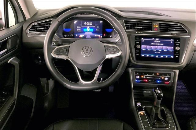 Photo of 2023 Opal White Pearl Volkswagen Tiguan